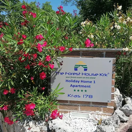 The Forest House Krk 1 アパート