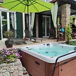 The Forest House Krk 1 * Kras