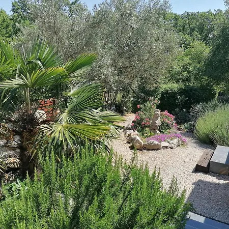 Apartment The Forest House Krk 1 Kras