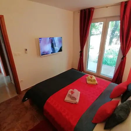 The Forest House Krk 1 Kras