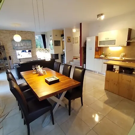 Apartment The Forest House Krk 1 *