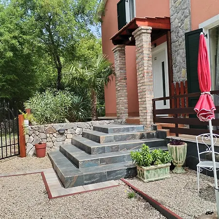 The Forest House Krk 1 Apartament Kras