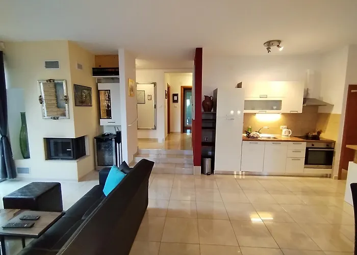 Διαμέρισμα The Forest House Krk 1 *