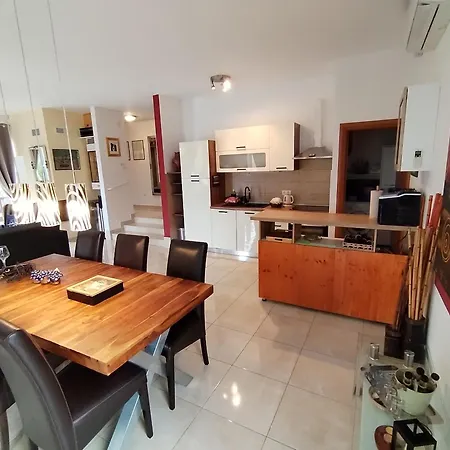 The Forest House Krk 1 *